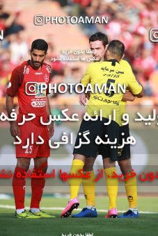1471626, Tehran, Iran, Iran Football Pro League، Persian Gulf Cup، Week 5، First Leg، Persepolis 0 v 2 Sepahan on 2019/09/26 at Azadi Stadium