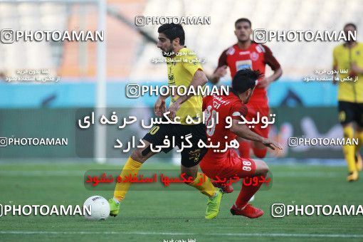 1471508, Tehran, Iran, Iran Football Pro League، Persian Gulf Cup، Week 5، First Leg، Persepolis 0 v 2 Sepahan on 2019/09/26 at Azadi Stadium