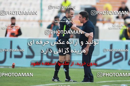 1471658, Tehran, Iran, Iran Football Pro League، Persian Gulf Cup، Week 5، First Leg، Persepolis 0 v 2 Sepahan on 2019/09/26 at Azadi Stadium