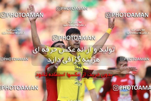 1471755, Tehran, Iran, Iran Football Pro League، Persian Gulf Cup، Week 5، First Leg، Persepolis 0 v 2 Sepahan on 2019/09/26 at Azadi Stadium
