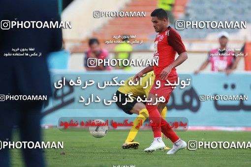 1471695, Tehran, Iran, Iran Football Pro League، Persian Gulf Cup، Week 5، First Leg، Persepolis 0 v 2 Sepahan on 2019/09/26 at Azadi Stadium
