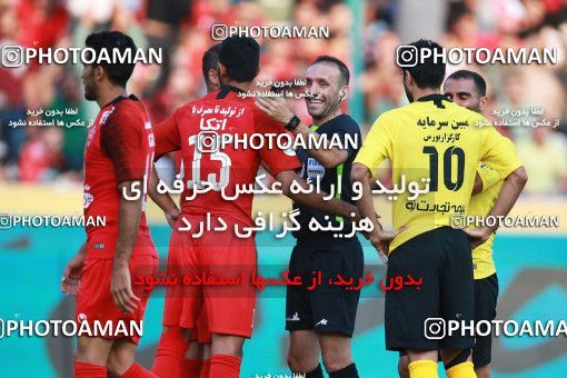 1471781, Tehran, Iran, Iran Football Pro League، Persian Gulf Cup، Week 5، First Leg، Persepolis 0 v 2 Sepahan on 2019/09/26 at Azadi Stadium