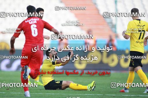 1471774, Tehran, Iran, Iran Football Pro League، Persian Gulf Cup، Week 5، First Leg، Persepolis 0 v 2 Sepahan on 2019/09/26 at Azadi Stadium