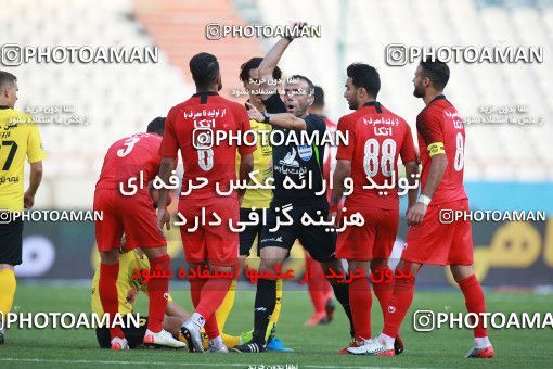 1471678, Tehran, Iran, Iran Football Pro League، Persian Gulf Cup، Week 5، First Leg، Persepolis 0 v 2 Sepahan on 2019/09/26 at Azadi Stadium