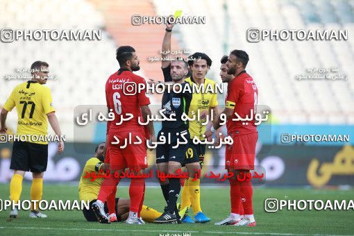 1471676, Tehran, Iran, Iran Football Pro League، Persian Gulf Cup، Week 5، First Leg، Persepolis 0 v 2 Sepahan on 2019/09/26 at Azadi Stadium