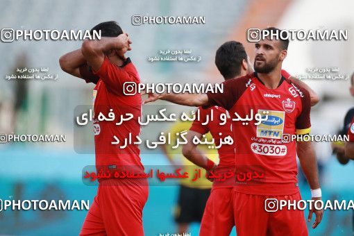 1471684, Tehran, Iran, Iran Football Pro League، Persian Gulf Cup، Week 5، First Leg، Persepolis 0 v 2 Sepahan on 2019/09/26 at Azadi Stadium