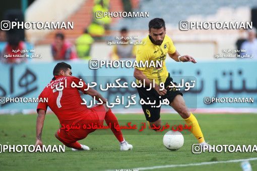 1471831, Tehran, Iran, Iran Football Pro League، Persian Gulf Cup، Week 5، First Leg، Persepolis 0 v 2 Sepahan on 2019/09/26 at Azadi Stadium