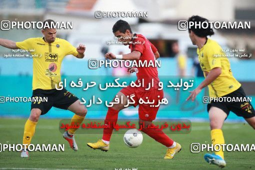 1471883, Tehran, Iran, Iran Football Pro League، Persian Gulf Cup، Week 5، First Leg، Persepolis 0 v 2 Sepahan on 2019/09/26 at Azadi Stadium