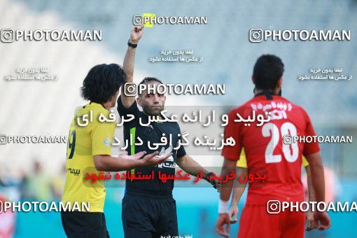 1471942, Tehran, Iran, Iran Football Pro League، Persian Gulf Cup، Week 5، First Leg، Persepolis 0 v 2 Sepahan on 2019/09/26 at Azadi Stadium