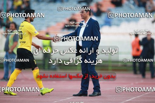 1471843, Tehran, Iran, Iran Football Pro League، Persian Gulf Cup، Week 5، First Leg، Persepolis 0 v 2 Sepahan on 2019/09/26 at Azadi Stadium