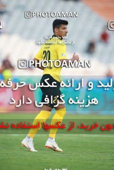 1471957, Tehran, Iran, Iran Football Pro League، Persian Gulf Cup، Week 5، First Leg، Persepolis 0 v 2 Sepahan on 2019/09/26 at Azadi Stadium