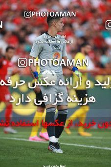 1471908, Tehran, Iran, Iran Football Pro League، Persian Gulf Cup، Week 5، First Leg، Persepolis 0 v 2 Sepahan on 2019/09/26 at Azadi Stadium