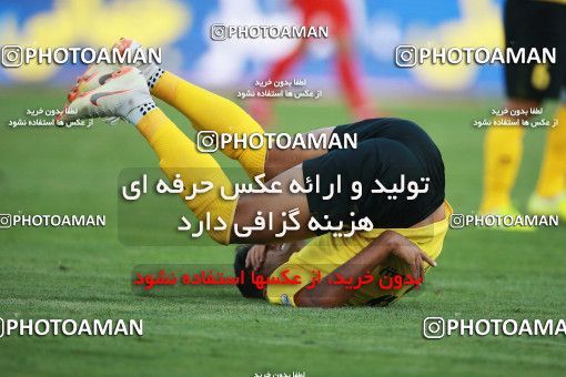1471827, Tehran, Iran, Iran Football Pro League، Persian Gulf Cup، Week 5، First Leg، Persepolis 0 v 2 Sepahan on 2019/09/26 at Azadi Stadium