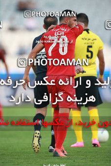 1471904, Tehran, Iran, Iran Football Pro League، Persian Gulf Cup، Week 5، First Leg، Persepolis 0 v 2 Sepahan on 2019/09/26 at Azadi Stadium