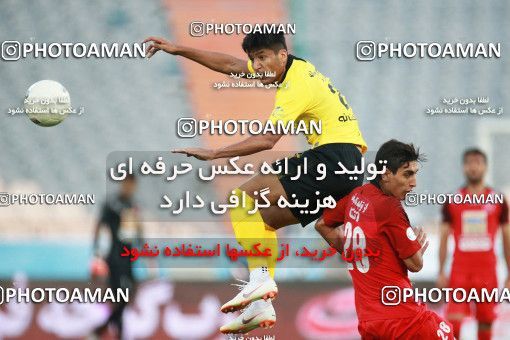 1471894, Tehran, Iran, Iran Football Pro League، Persian Gulf Cup، Week 5، First Leg، Persepolis 0 v 2 Sepahan on 2019/09/26 at Azadi Stadium