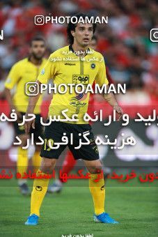 1472031, Tehran, Iran, Iran Football Pro League، Persian Gulf Cup، Week 5، First Leg، Persepolis 0 v 2 Sepahan on 2019/09/26 at Azadi Stadium