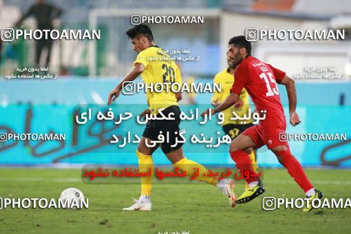 1472093, Tehran, Iran, Iran Football Pro League، Persian Gulf Cup، Week 5، First Leg، Persepolis 0 v 2 Sepahan on 2019/09/26 at Azadi Stadium