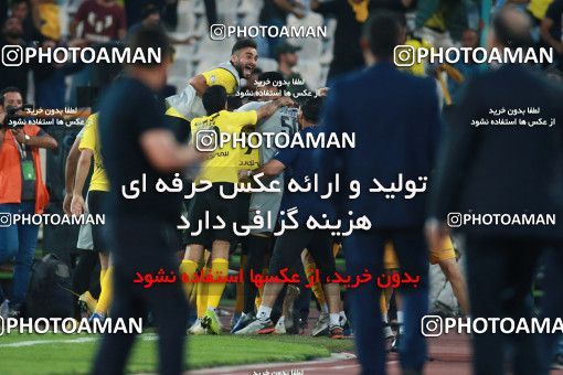 1472023, Tehran, Iran, Iran Football Pro League، Persian Gulf Cup، Week 5، First Leg، Persepolis 0 v 2 Sepahan on 2019/09/26 at Azadi Stadium
