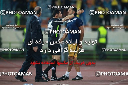 1471984, Tehran, Iran, Iran Football Pro League، Persian Gulf Cup، Week 5، First Leg، Persepolis 0 v 2 Sepahan on 2019/09/26 at Azadi Stadium