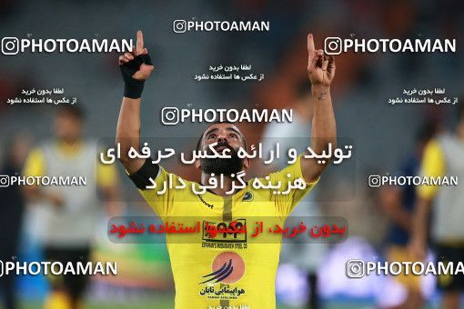 1472071, Tehran, Iran, Iran Football Pro League، Persian Gulf Cup، Week 5، First Leg، Persepolis 0 v 2 Sepahan on 2019/09/26 at Azadi Stadium