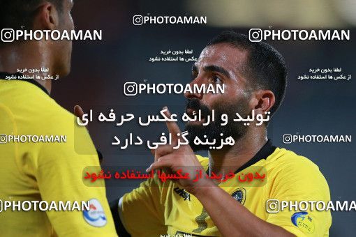 1471968, Tehran, Iran, Iran Football Pro League، Persian Gulf Cup، Week 5، First Leg، Persepolis 0 v 2 Sepahan on 2019/09/26 at Azadi Stadium