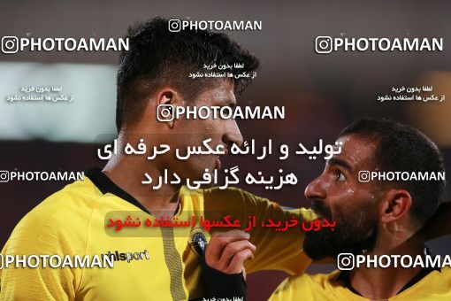 1472039, Tehran, Iran, Iran Football Pro League، Persian Gulf Cup، Week 5، First Leg، Persepolis 0 v 2 Sepahan on 2019/09/26 at Azadi Stadium