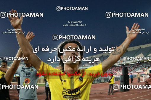 1472060, Tehran, Iran, Iran Football Pro League، Persian Gulf Cup، Week 5، First Leg، Persepolis 0 v 2 Sepahan on 2019/09/26 at Azadi Stadium