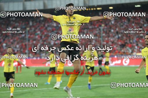 1469930, Tehran, Iran, Iran Football Pro League، Persian Gulf Cup، Week 5، First Leg، Persepolis 0 v 2 Sepahan on 2019/09/26 at Azadi Stadium