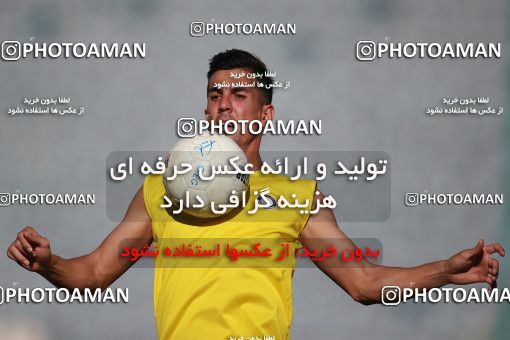 1470027, Tehran, Iran, Iran Football Pro League، Persian Gulf Cup، Week 6، First Leg، Esteghlal 2 v 1 Gol Gohar Sirjan on 2019/10/04 at Azadi Stadium