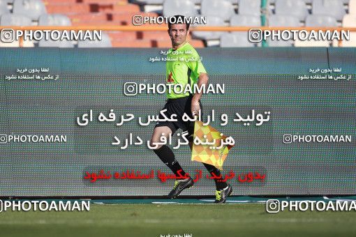 1470120, Iran Football Pro League، Persian Gulf Cup، Week 6، First Leg، 2019/10/04، Tehran، Azadi Stadium، Esteghlal 2 - ۱ Gol Gohar Sirjan