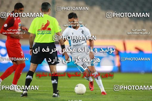 1472198, Tehran, Iran, Iran Football Pro League، Persian Gulf Cup، Week 7، First Leg، Persepolis 2 v 1 Paykan on 2019/10/20 at Azadi Stadium