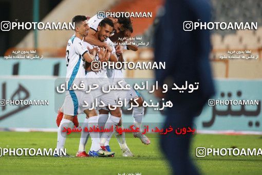 1472338, Tehran, Iran, Iran Football Pro League، Persian Gulf Cup، Week 7، First Leg، Persepolis 2 v 1 Paykan on 2019/10/20 at Azadi Stadium