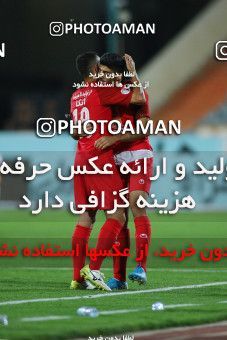 1699701, Tehran, Iran, Iran Football Pro League، Persian Gulf Cup، Week 7، First Leg، Persepolis 2 v 1 Paykan on 2019/10/20 at Azadi Stadium