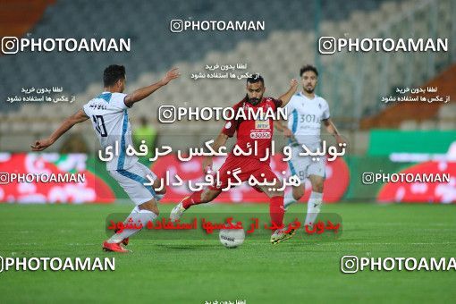 1699716, Tehran, Iran, Iran Football Pro League، Persian Gulf Cup، Week 7، First Leg، Persepolis 2 v 1 Paykan on 2019/10/20 at Azadi Stadium