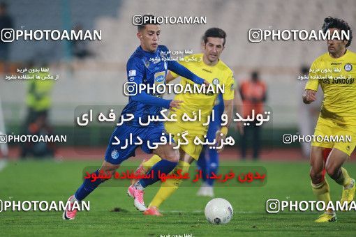 1479277, Tehran, , Iran Football Pro League، Persian Gulf Cup، Week 8، First Leg، Esteghlal 2 v 0 Pars Jonoubi Jam on 2019/10/25 at Azadi Stadium