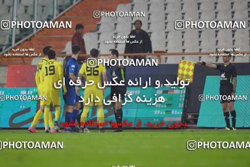 1479384, Tehran, , Iran Football Pro League، Persian Gulf Cup، Week 8، First Leg، Esteghlal 2 v 0 Pars Jonoubi Jam on 2019/10/25 at Azadi Stadium