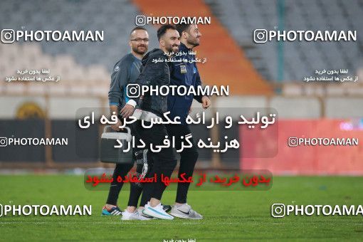 1479393, Iran Football Pro League، Persian Gulf Cup، Week 8، First Leg، 2019/10/25، Tehran، Azadi Stadium، Esteghlal 2 - 0 Pars Jonoubi Jam