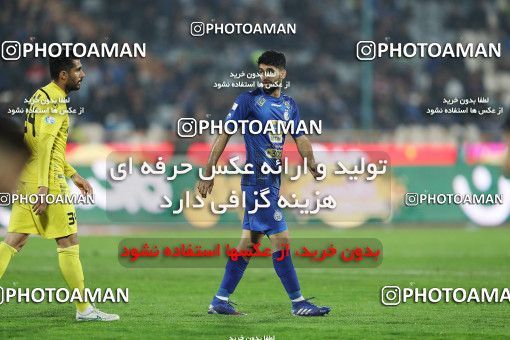 1535984, Tehran, , Iran Football Pro League، Persian Gulf Cup، Week 8، First Leg، Esteghlal 2 v 0 Pars Jonoubi Jam on 2019/10/25 at Azadi Stadium