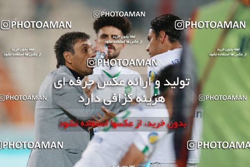 1480564, Tehran, Iran, Iran Football Pro League، Persian Gulf Cup، Week 9، First Leg، Persepolis 0 v 0 Mashin Sazi Tabriz on 2019/10/31 at Azadi Stadium