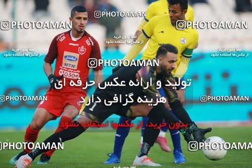 1481670, Tehran, , Iran Football Pro League، Persian Gulf Cup، Week 11، First Leg، Persepolis 0 v 1 Naft M Soleyman on 2019/11/22 at Azadi Stadium