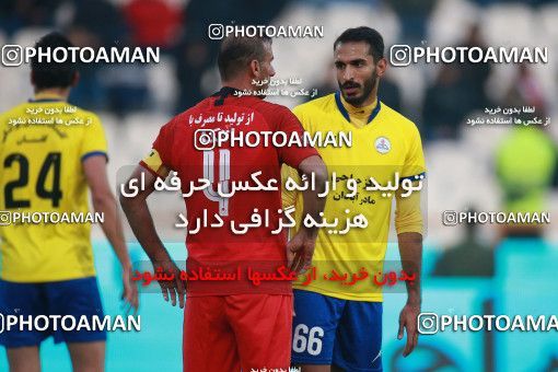1481932, Tehran, , Iran Football Pro League، Persian Gulf Cup، Week 11، First Leg، Persepolis 0 v 1 Naft M Soleyman on 2019/11/22 at Azadi Stadium