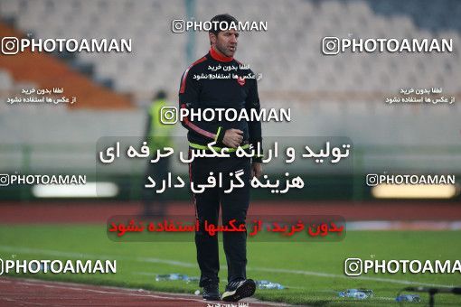 1481832, Tehran, , Iran Football Pro League، Persian Gulf Cup، Week 11، First Leg، Persepolis 0 v 1 Naft M Soleyman on 2019/11/22 at Azadi Stadium