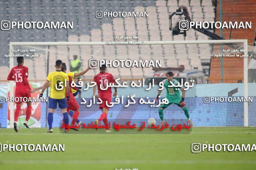 1700225, Tehran, , Iran Football Pro League، Persian Gulf Cup، Week 11، First Leg، Persepolis 0 v 1 Naft M Soleyman on 2019/11/22 at Azadi Stadium