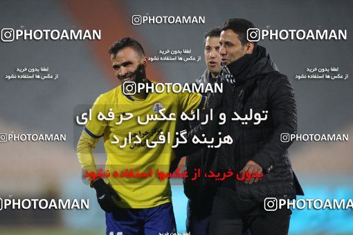 1700139, Tehran, , Iran Football Pro League، Persian Gulf Cup، Week 11، First Leg، Persepolis 0 v 1 Naft M Soleyman on 2019/11/22 at Azadi Stadium
