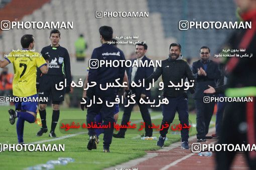 1613406, Tehran, , Iran Football Pro League، Persian Gulf Cup، Week 11، First Leg، Persepolis 0 v 1 Naft M Soleyman on 2019/11/22 at Azadi Stadium