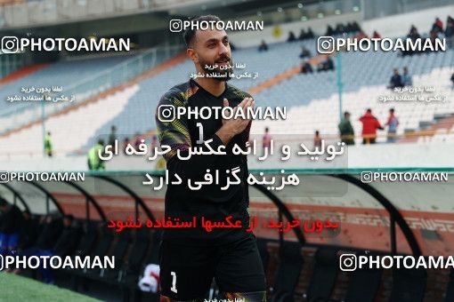 1700050, Tehran, , Iran Football Pro League، Persian Gulf Cup، Week 11، First Leg، Persepolis 0 v 1 Naft M Soleyman on 2019/11/22 at Azadi Stadium