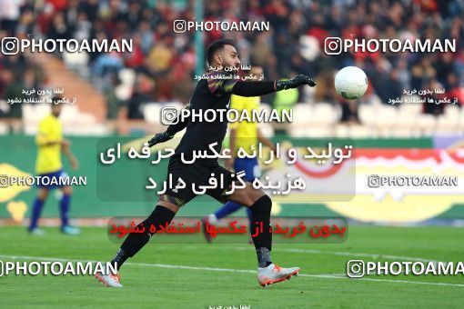 1700084, Tehran, , Iran Football Pro League، Persian Gulf Cup، Week 11، First Leg، Persepolis 0 v 1 Naft M Soleyman on 2019/11/22 at Azadi Stadium