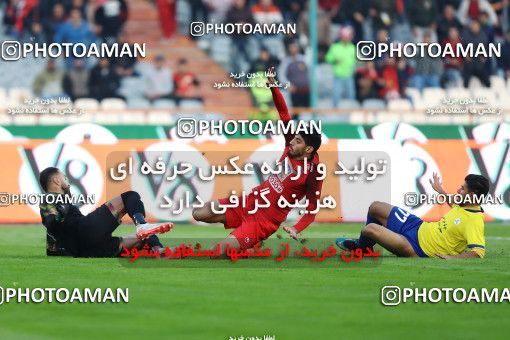 1700016, Tehran, , Iran Football Pro League، Persian Gulf Cup، Week 11، First Leg، Persepolis 0 v 1 Naft M Soleyman on 2019/11/22 at Azadi Stadium