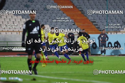 1700043, Tehran, , Iran Football Pro League، Persian Gulf Cup، Week 11، First Leg، Persepolis 0 v 1 Naft M Soleyman on 2019/11/22 at Azadi Stadium