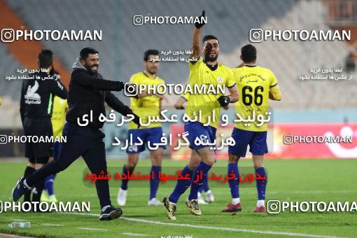 1700012, Tehran, , Iran Football Pro League، Persian Gulf Cup، Week 11، First Leg، Persepolis 0 v 1 Naft M Soleyman on 2019/11/22 at Azadi Stadium
